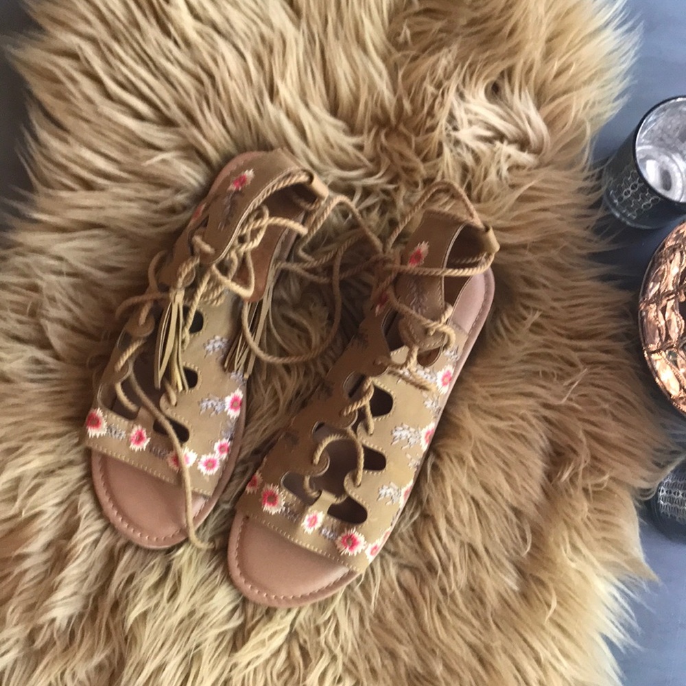 Women’s Sandals Size 9